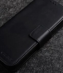 StilGut - Google Pixel 8 Cover Talis 2-in-1 Mit Kartenfach -Outlet STILGUT Store Google Pixel 8 Wallet Case Leather Black Shop 5