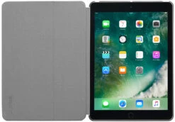 StilGut - IPad 9.7" Folio Case -Outlet STILGUT Store ipad 2017 9 7 folio mit standfunktion schwarz 09