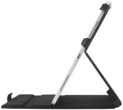 StilGut - IPad Pro 11" Case UltraSlim 14 StilGut - IPad Pro 11" Case UltraSlim -Outlet STILGUT Store ipad pro 11 2018 huelle mit standfunktion 04