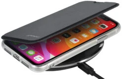 StilGut - IPhone 11 NFC/RFID Blocking Hülle -Outlet STILGUT Store iphone 11 nfc rfid blocking case 03