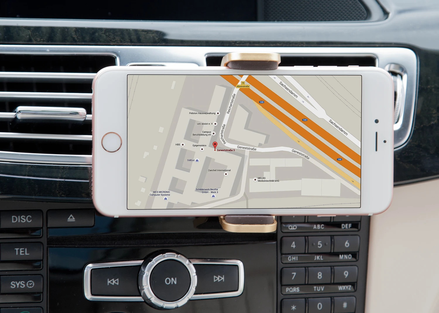 StilGut - Kfz-Halterung Für Smartphone Mit Leder 8 StilGut - Kfz-Halterung Für Smartphone Mit Leder – Bild 8