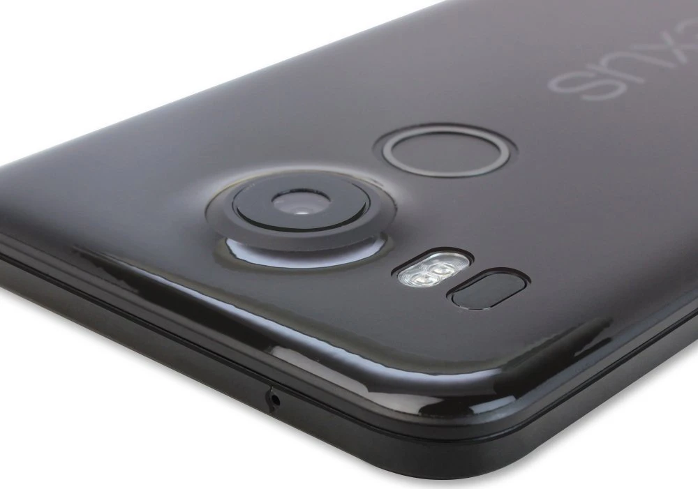 Skinomi – Displayschutzfolie Nexus 5X TechSkin Vorder- Und Rückseite 4 Skinomi – Displayschutzfolie Nexus 5X TechSkin Vorder- Und Rückseite – Bild 4